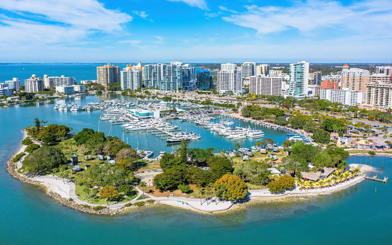 Pool service in Sarasota, Florida